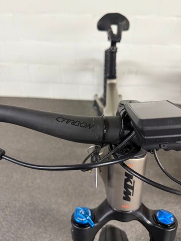 Brugt KTM MACINA PROWLER PRESTIGE 2023 2023 Mountainbike — billede 2 af 9