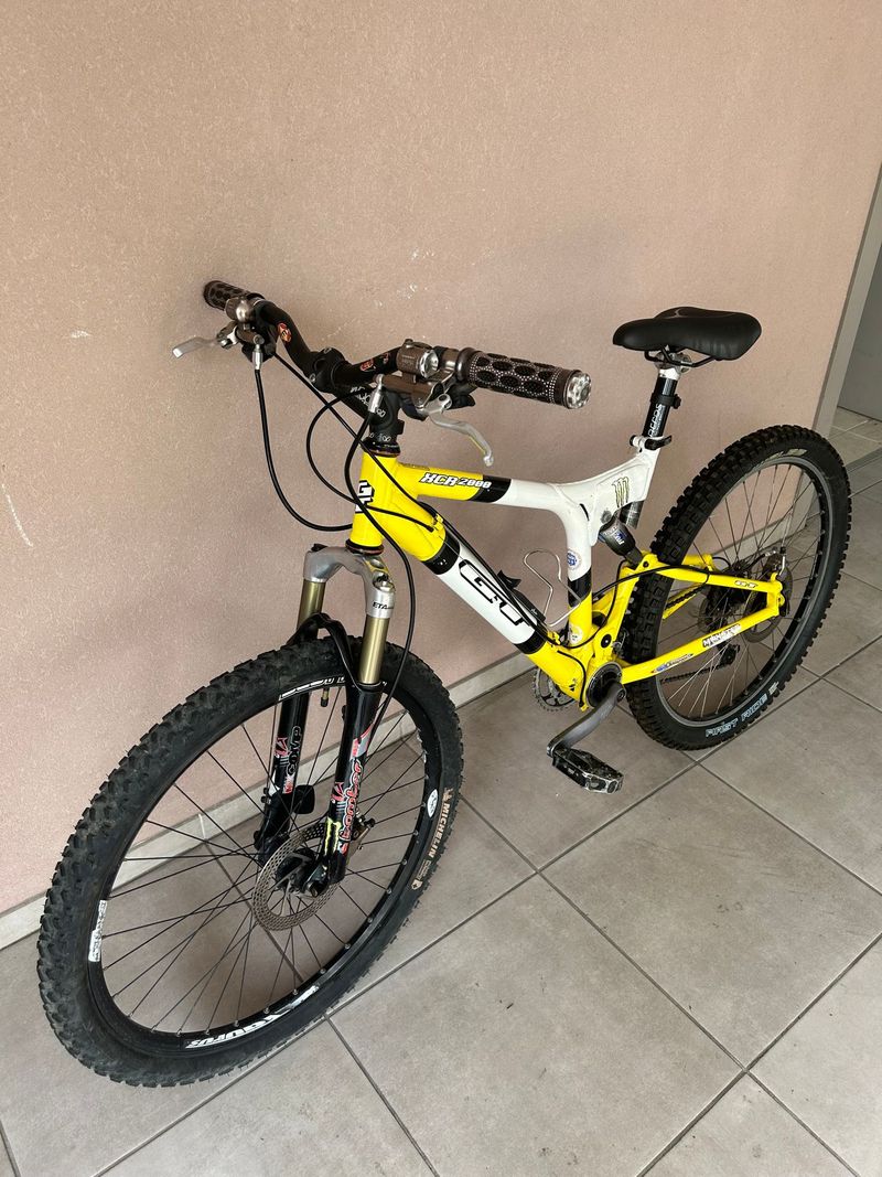 Tweedehands GT HCR 2000 2000 Mountainbike — afbeelding 15 van 16