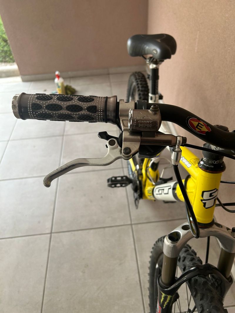 Tweedehands GT HCR 2000 2000 Mountainbike — afbeelding 11 van 16