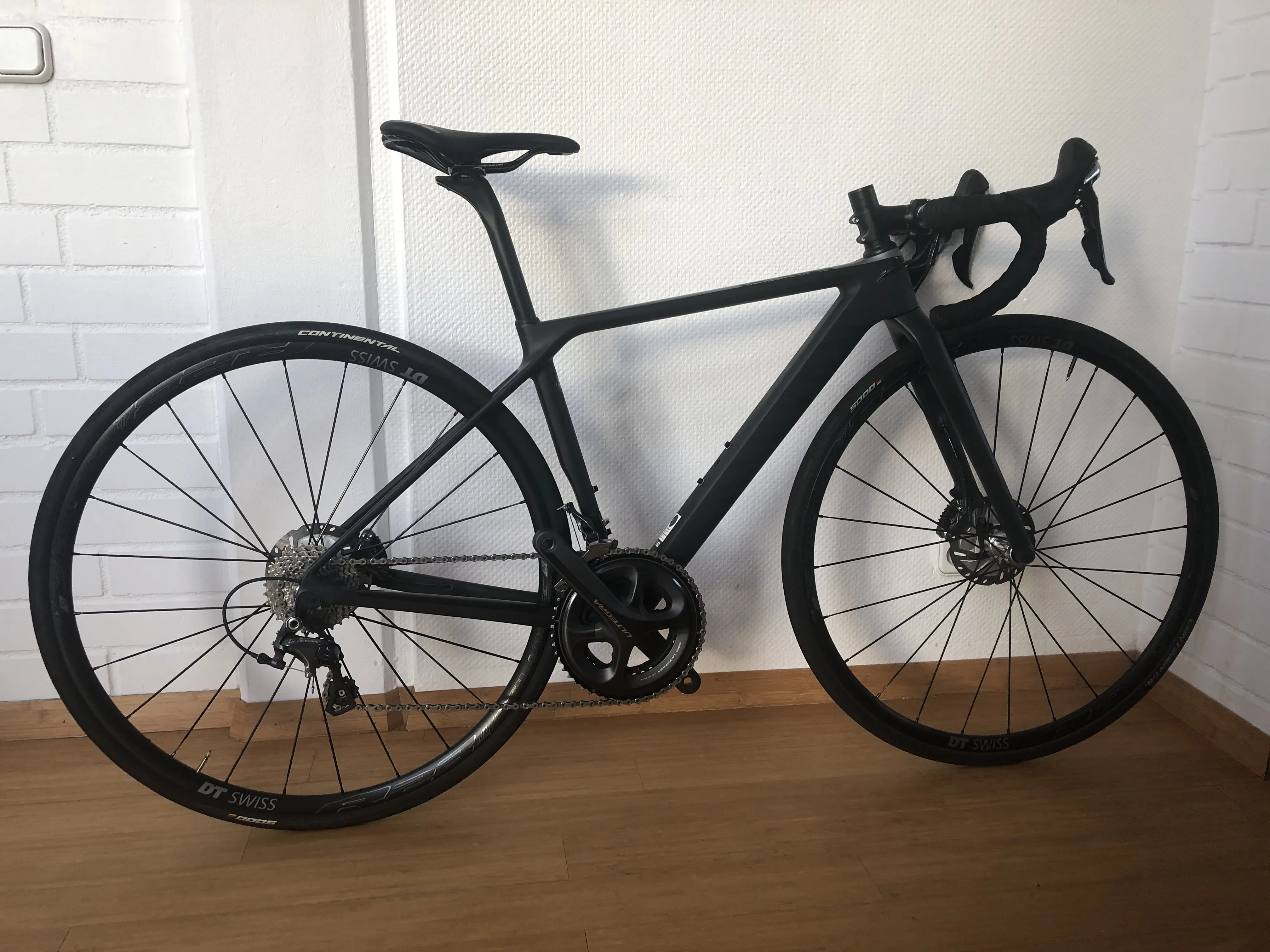 Canyon endurace cf sl 9.0 disc on sale