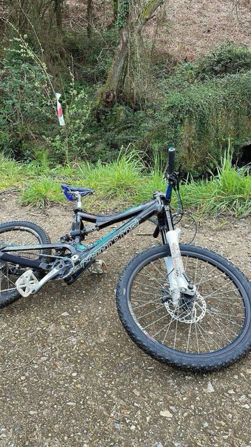 Brugt Commencal Supreme Mini Dh 2008 2008 Mountainbike — billede 2 af 3