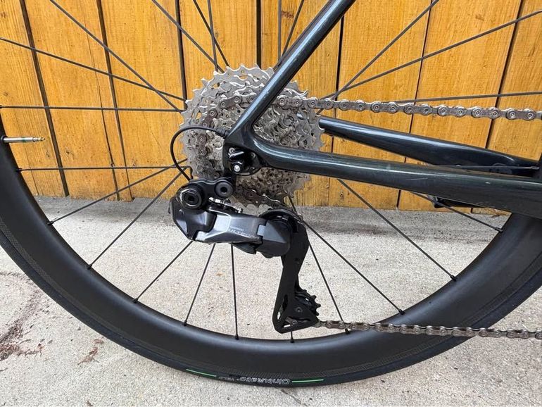 Used Giant Advanced Build 2020 Road & Gravel, Black — image 5 of 8