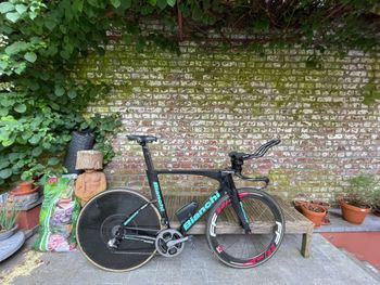 Bianchi, Aquila CV TT Dura Ace Di2 2017