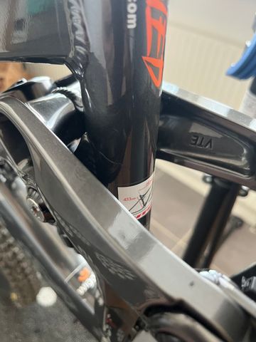Used Vitus Escarpe 29 VR Frameset 2018 Mountainbike, Light Gray — image 3 of 3