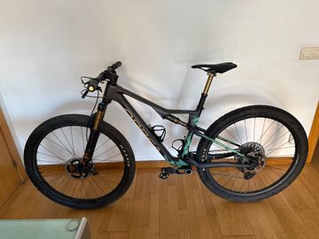 Brugt Orbea OIZ M-TEAM AXS 2024 2024 Mountainbike — billede 2 af 7