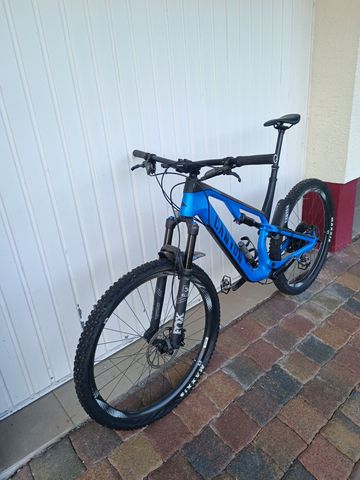 Używany Canyon Neuron CF 9.0 SL 2019 2019 Mountainbike — zdjęcie 2 z 7