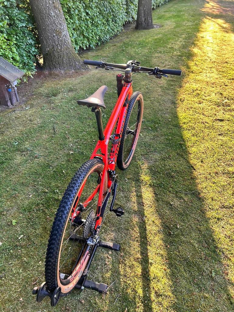 Used Cannondale F-si Shimano XTR Di2 2018 Mountainbike, Red — image 10 of 21