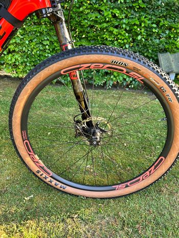 Used Cannondale F-si Shimano XTR Di2 2018 Mountainbike, Red — image 15 of 21