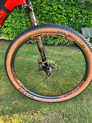 Used Cannondale F-si Shimano XTR Di2 2018 Mountainbike, Red — image 15 of 21