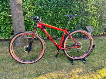 Used Cannondale F-si Shimano XTR Di2 2018 Mountainbike, Red — image 1 of 21