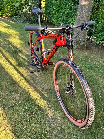 Used Cannondale F-si Shimano XTR Di2 2018 Mountainbike, Red — image 14 of 21