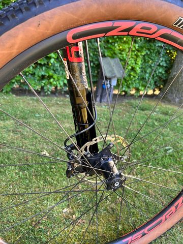 Used Cannondale F-si Shimano XTR Di2 2018 Mountainbike, Red — image 2 of 21