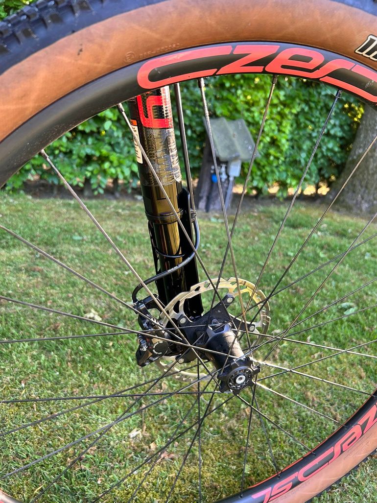 Used Cannondale F-si Shimano XTR Di2 2018 Mountainbike, Red — image 2 of 21