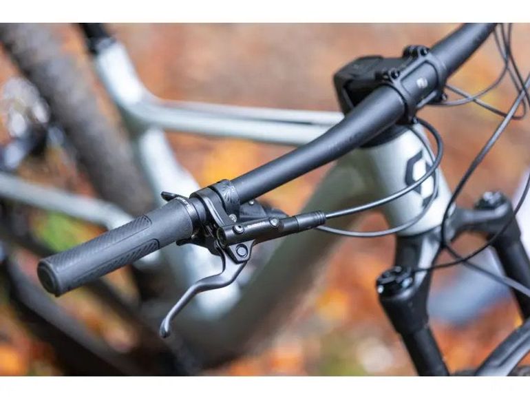 Scott Spark 970 silver (EU) 2023 2023 Mountainbike usato, Grigio chiaro — immagine 10 di 14