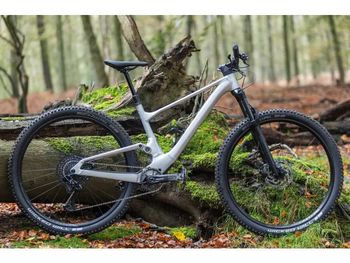 Scott Spark 970 silver (EU) 2023 2023 Mountainbike usato, Grigio chiaro — immagine 1 di 14