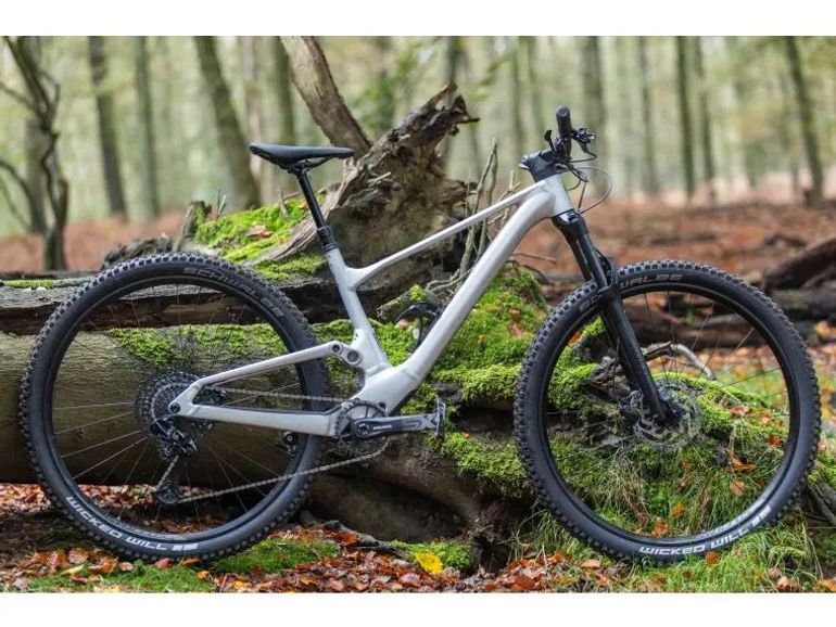 Scott Spark 970 silver (EU) 2023 2023 Mountainbike usato, Grigio chiaro — immagine 1 di 14