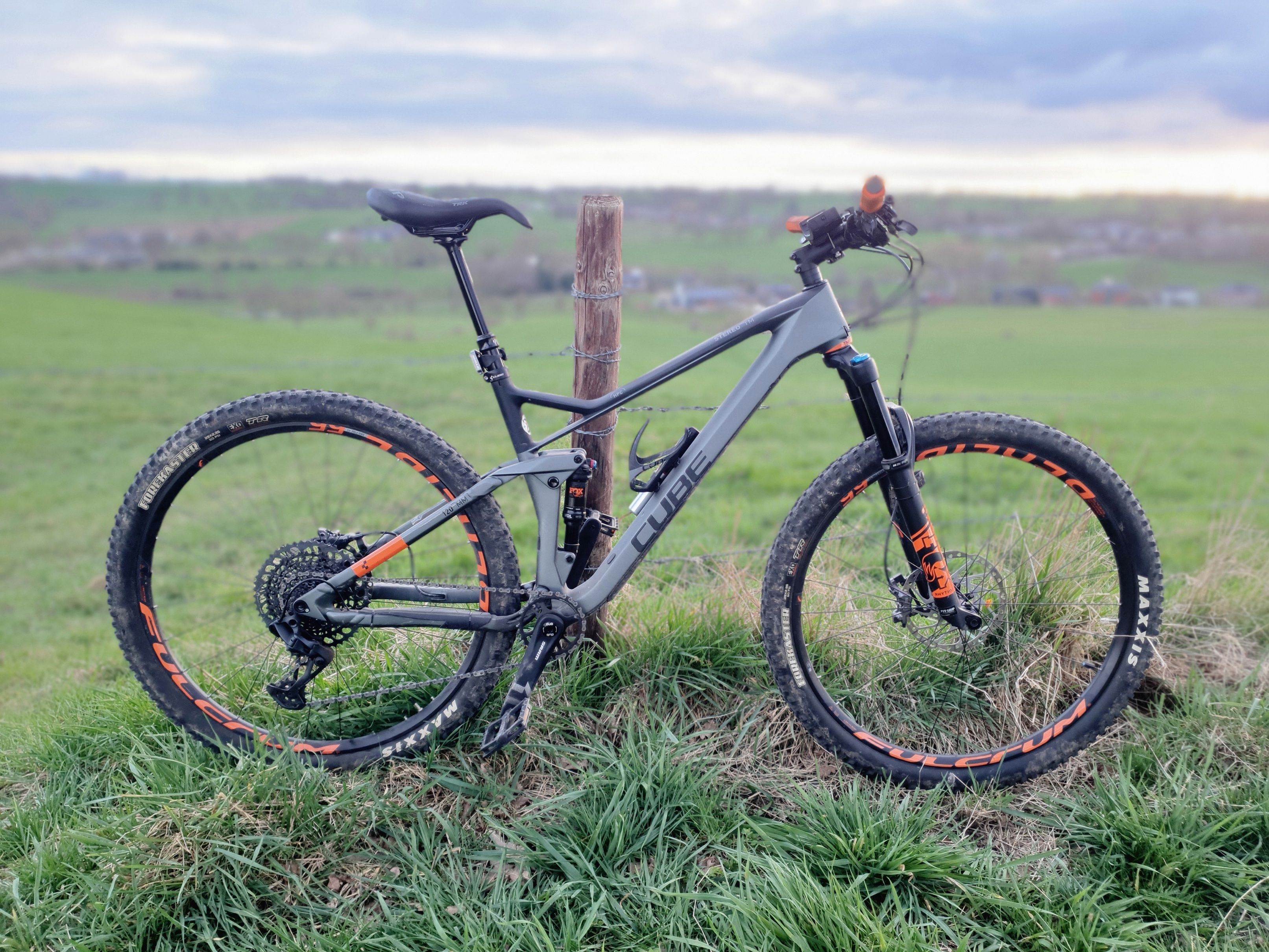fahrradsattel nach vorne Alpensattel 3.0 Komfort PRO Wie lagern Köche Butter reines Kollagen Color:Black / Tan