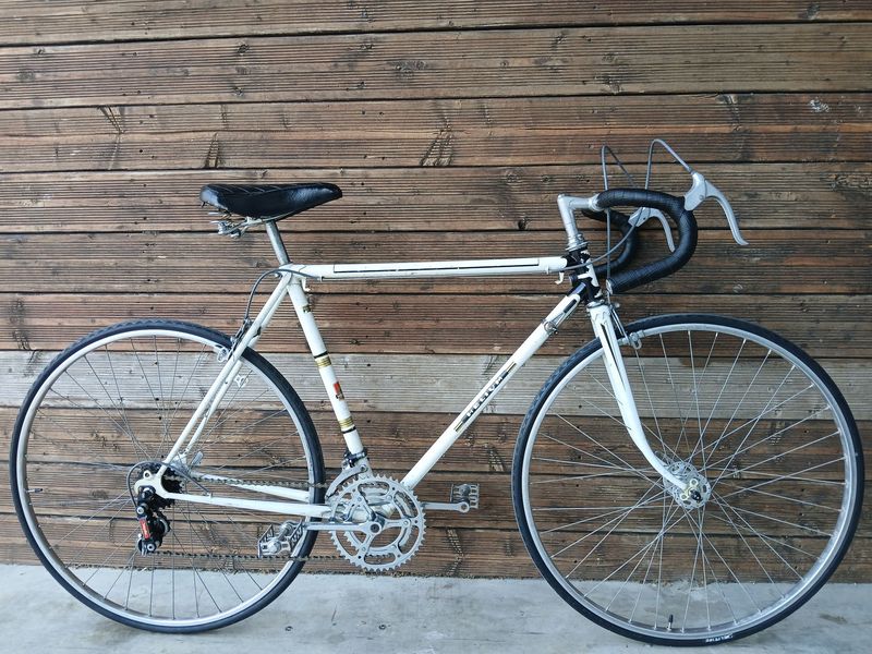 Tweedehands Peugeot Helium 1970 Road & Gravel — afbeelding 1 van 8