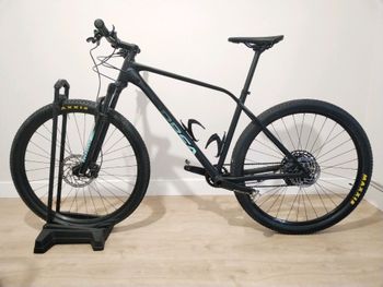 Used Orbea ALMA H10 EAGLE 2021 2021 Mountainbike, Black, 29 — image 2 of 3