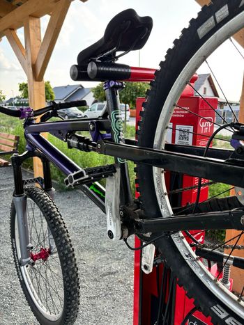 Used YT Industries Yt Industries Play 2010 2010 Mountainbike, Purple — image 6 of 7