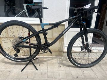 Brugt BH LYNX RACE LT 6.0 2024 2024 Mountainbike — billede 1 af 4