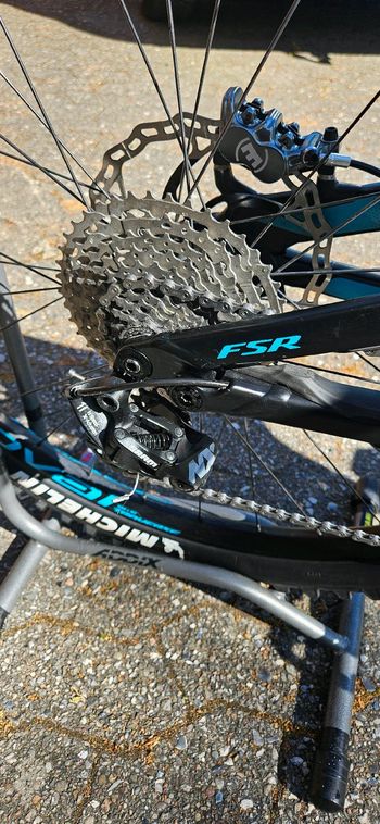 Used Specialized Turbo Levo Comp 2020 2020 Mountainbike, Black, 29 — image 7 of 7