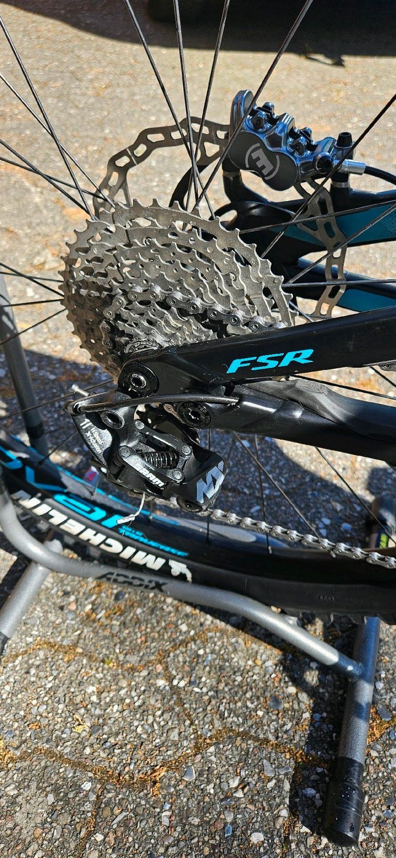 Used Specialized Turbo Levo Comp 2020 2020 Mountainbike, Black, 29 — image 7 of 7