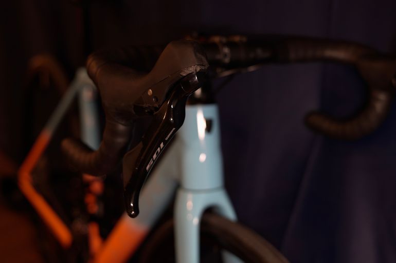 Used Trek Emonda Shimano 105 2023 Road & Gravel, Blue — image 12 of 14