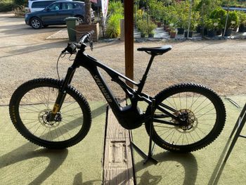 Gebrauchtes Specialized Turbo Levo SRAM GX Eagle AXS 2022 Mountainbike, Schwarz, Verschieden — Bild 2 von 3