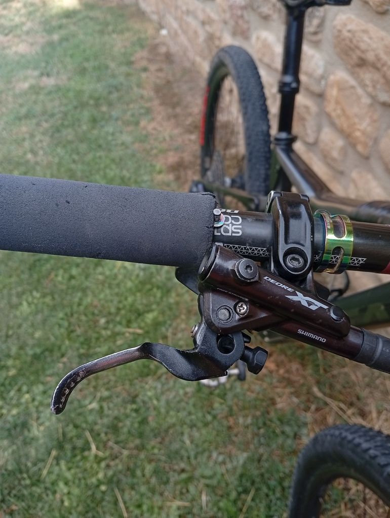 Orbea Oiz Shimano Deore XT 2023 Mountainbike usato, Viola — immagine 9 di 23