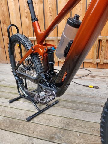 Used Giant Trance X Advanced, E+ Elite 2 2023 2023 Mountainbike, Red, 29, 27.5 — image 9 of 11