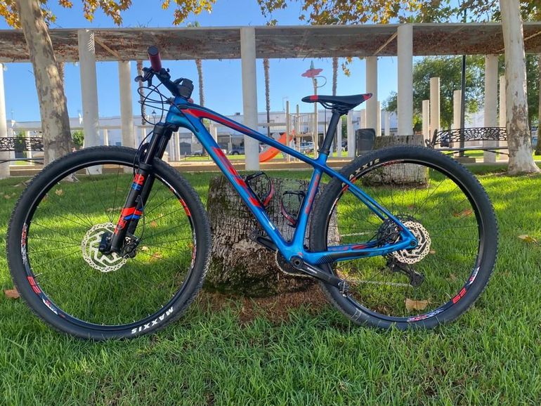 Używany BH ULTIMATE RC 7.0 2022 2022 Mountainbike — zdjęcie 2 z 3
