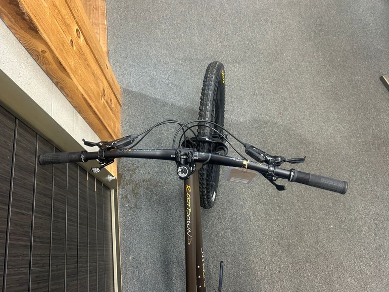 Used Chromag Rootdown [VI] G2 2024 2024 Mountainbike, Orange, 29 — image 3 of 7