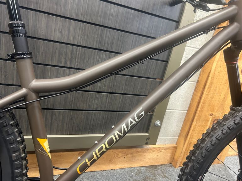 Used Chromag Rootdown [VI] G2 2024 2024 Mountainbike, Orange, 29 — image 7 of 7