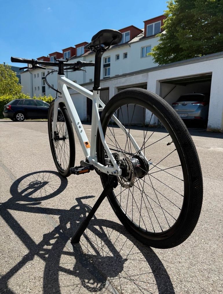 Used Canyon Canyon Commuter 5 2023 Road & Gravel, White — image 8 of 10