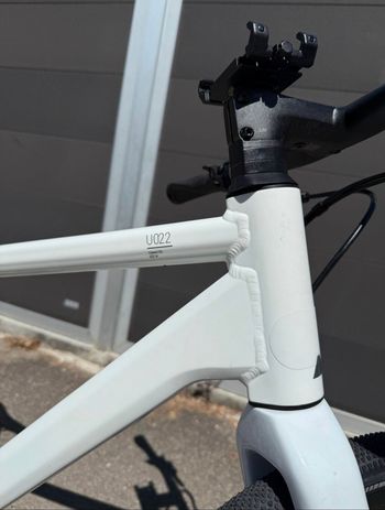 Used Canyon Canyon Commuter 5 2023 Road & Gravel, White — image 2 of 10