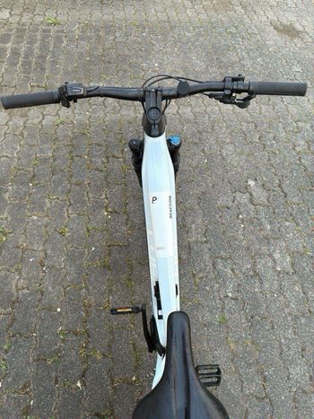 Used CUBE CUBE Reaction Hybrid Pro 750 2023 Mountainbike, White — image 4 of 5