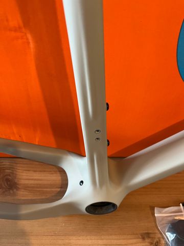 Gebrauchtes OPEN U.P. Mat Grey 2024 Road & Gravel, Hellgrau — Bild 3 von 8