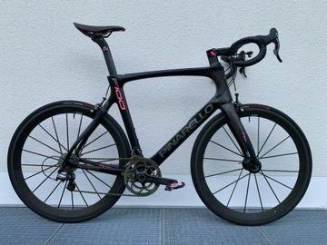 Brugt Pinarello Dogma F100 (F10) Rim Giro D’Italia Edition 2017 2017 Road & Gravel