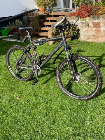 Gebrauchtes CUBE AMS 100 2009 Mountainbike, Schwarz — Bild 1 von 5