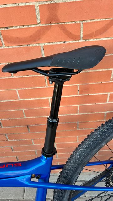 Trek Supercaliber Shimano SLX 2023 Mountainbike d'occasion — image 9 sur 18