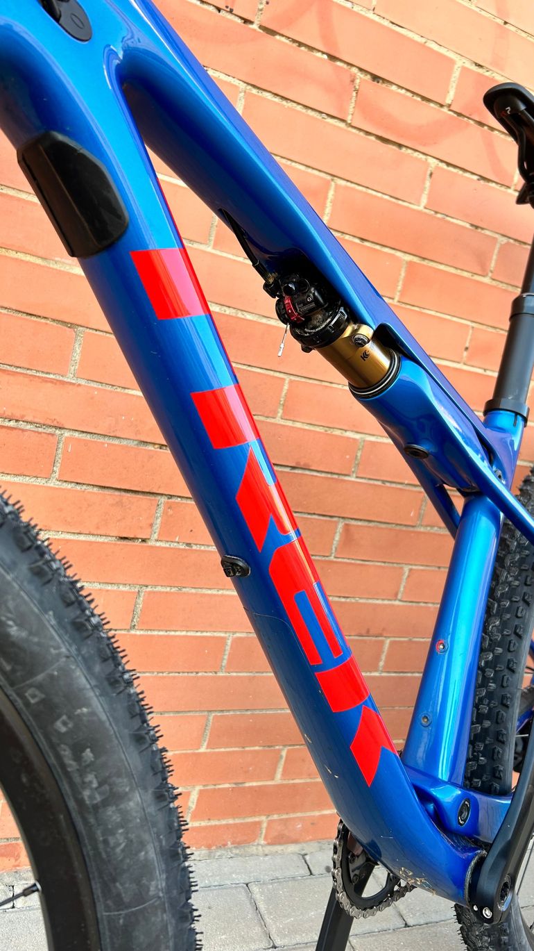 Trek Supercaliber Shimano SLX 2023 Mountainbike usato, Blu — immagine 3 di 18