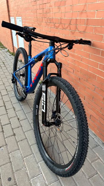 Trek Supercaliber Shimano SLX 2023 Mountainbike usato, Blu — immagine 17 di 18