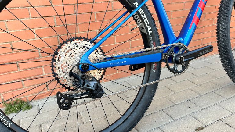 Trek Supercaliber Shimano SLX 2023 Mountainbike usato, Blu — immagine 16 di 18