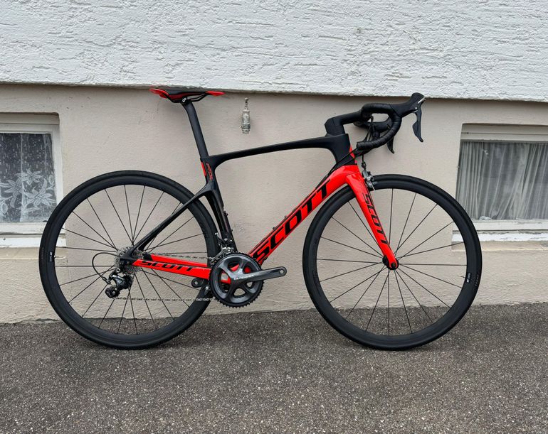 Used Scott Foil 20 2017 2017 Road & Gravel, Red — image 2 of 30