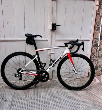 Specialized Men's S-Works Tarmac 2018 2018 Road & Gravel d'occasion