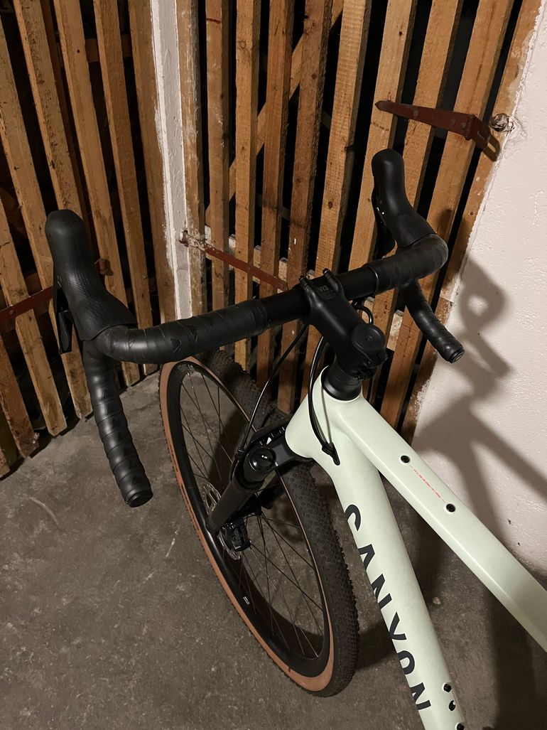 Used Canyon Grizl 7 Suspension 2022 2022 Road & Gravel, Green — image 4 of 16