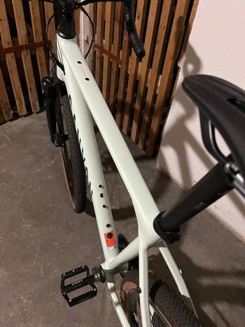 Used Canyon Grizl 7 Suspension 2022 2022 Road & Gravel, Green — image 5 of 16