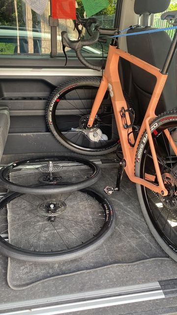 3T Exploro Ultra Ekar 650b 2023 2023 Road & Gravel usato, Arancione — immagine 4 di 4