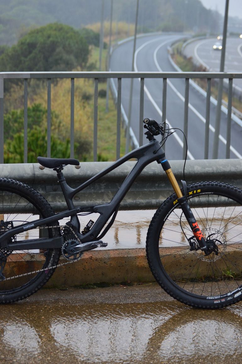 Used Cannondale Jekyll 1 2023 2023 Mountainbike, Black, 29 — image 2 of 5